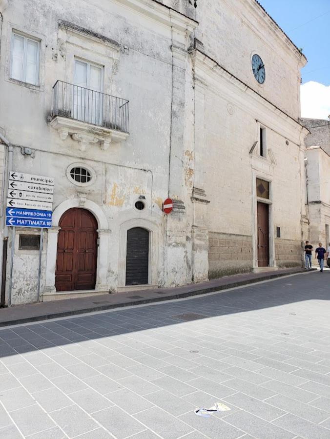 Dimora Maggi Al Corso - Affitti Brevi Italia Apartment Monte Sant'Angelo Bagian luar foto