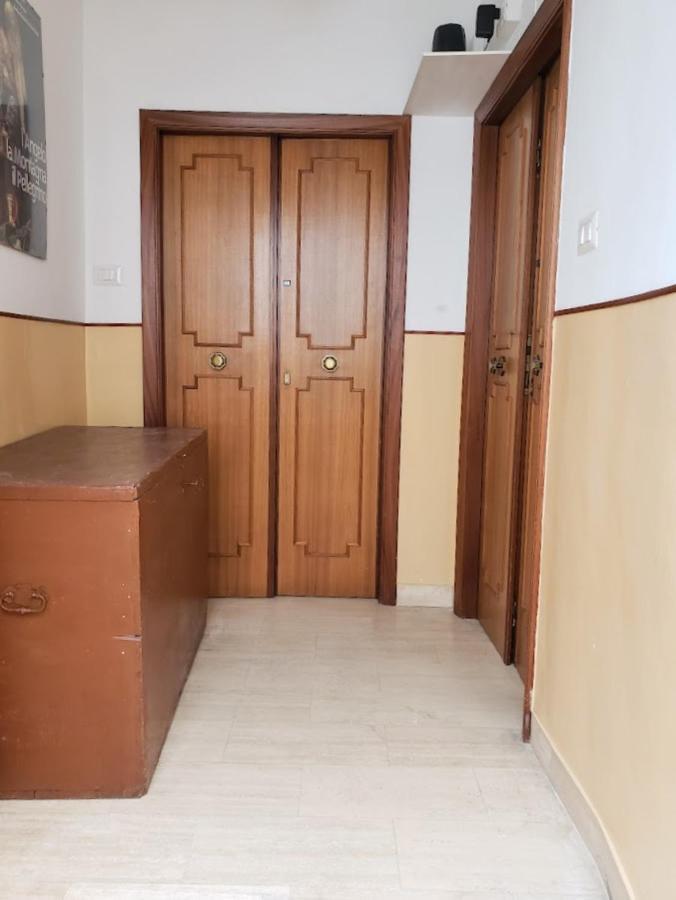 Dimora Maggi Al Corso - Affitti Brevi Italia Apartment Monte Sant'Angelo Bagian luar foto