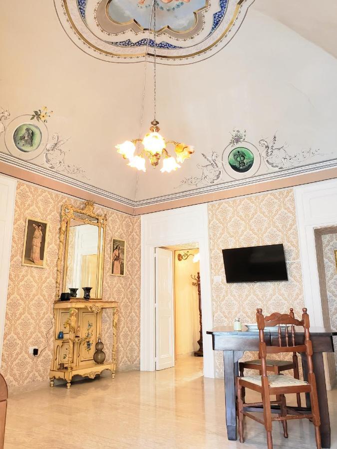 Dimora Maggi Al Corso - Affitti Brevi Italia Apartment Monte Sant'Angelo Bagian luar foto